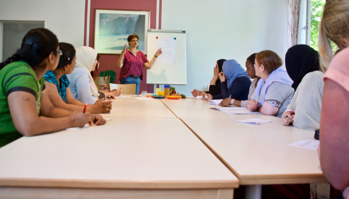 deutsch-sprach-und-alphabetisierungskurs-fuer-muetter-von-kindergartenkindern-in-kinderhaus